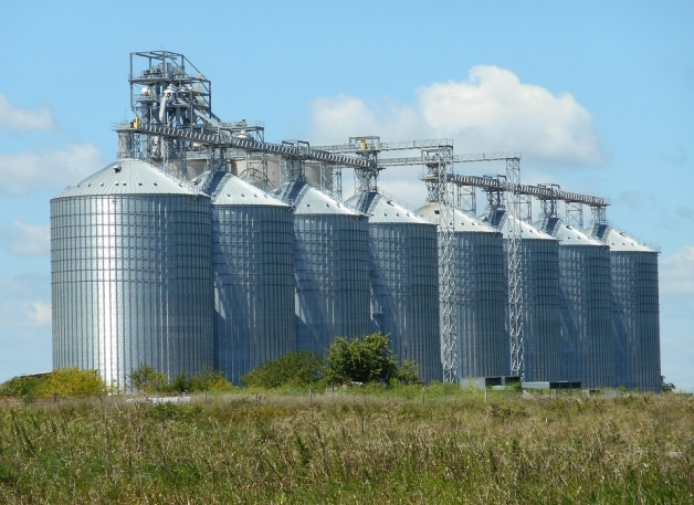 silos pour le stockage des céréales